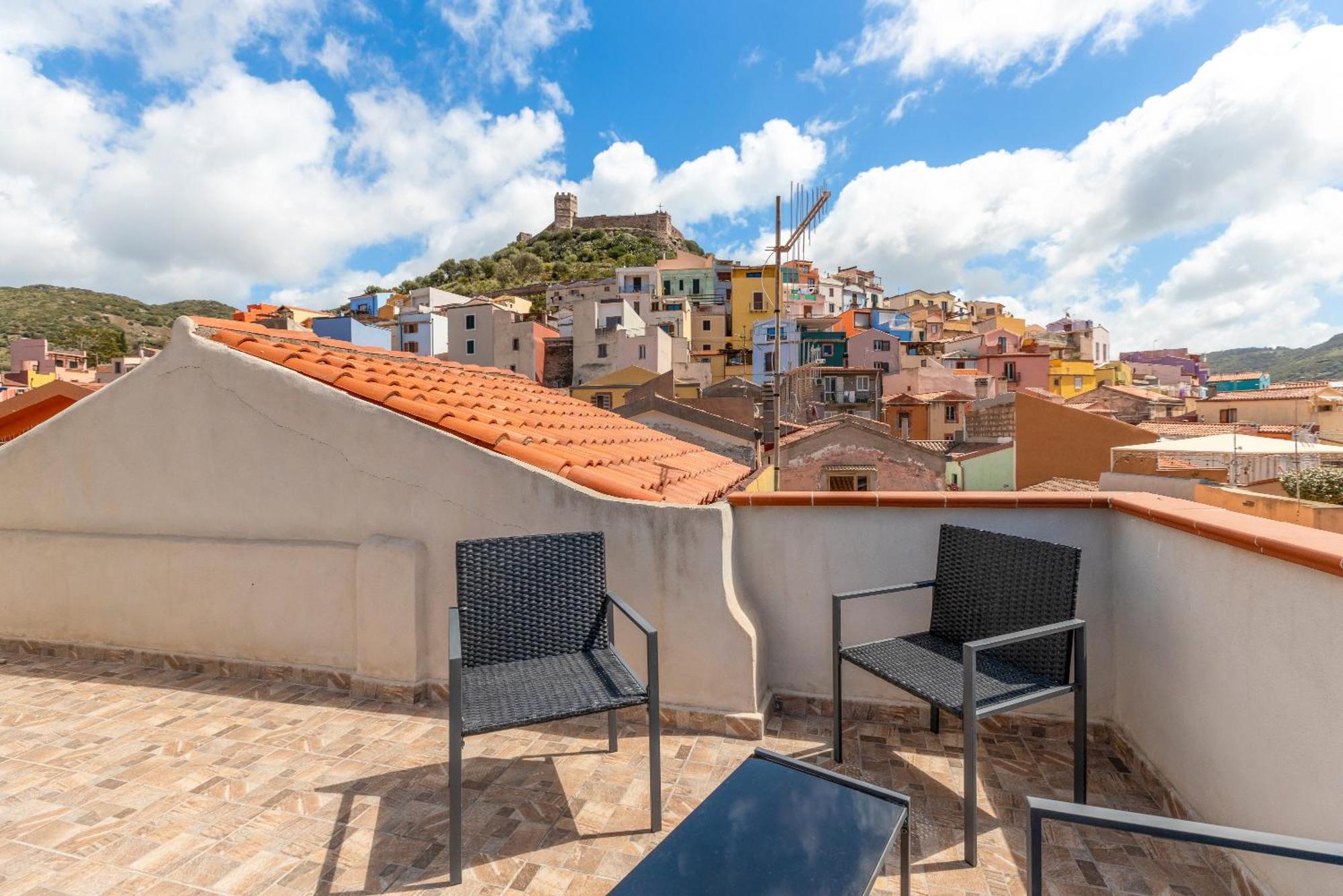 Casa Rocca Apartment Bosa Exterior foto
